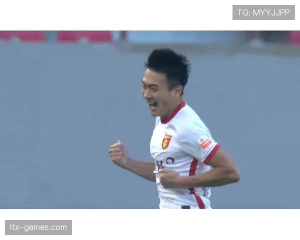 山东泰山冬季转会市场动态分析：引援力度加大，球队提升竞争力的趋势明显